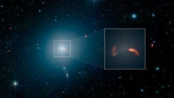 Окрестности первой сфотографированной черной дыры изучили при помощи инфракрасного телескопа